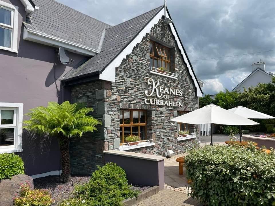 טראלי Keanes Of Curraheen, Bar, Restaurant & Accommodation מראה חיצוני תמונה